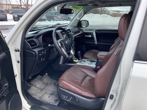 Used 2016 Toyota 4Runner Limited image 14