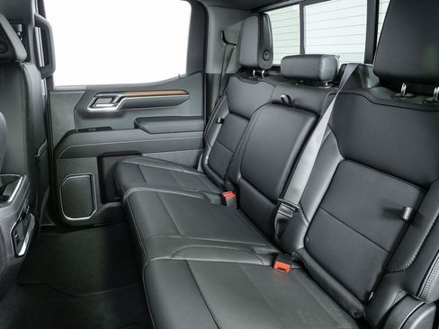 New 2026 GMC Sierra 1500 Denali w/ Denali Reserve Package AWD/4WD image 19