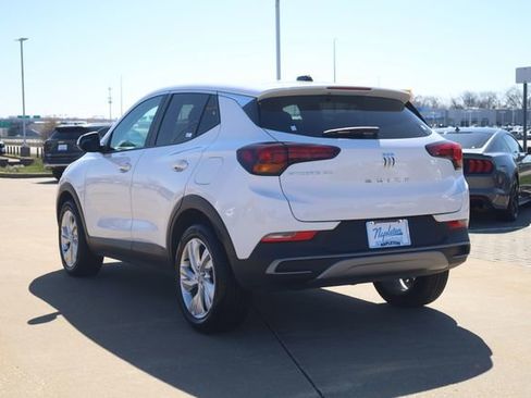 Used 2025 Buick Encore GX Preferred image 6