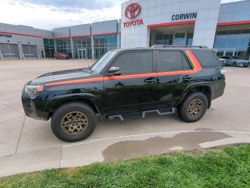 Used 2023 Toyota 4Runner 40th Anniversary SE AWD/4WD image 7