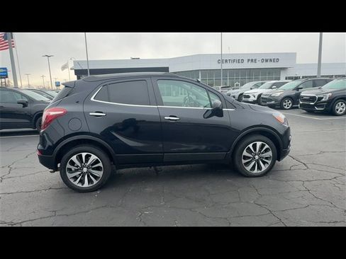 Certified 2022 Buick Encore Preferred w/ Safety Package image 9