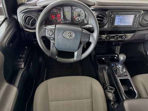 Certified 2017 Toyota Tacoma SR w/ Tow Package image 22
