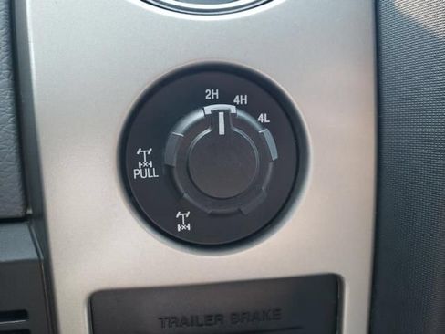 Used 2014 Ford F150 XLT w/ Equipment Group 302A Luxury AWD/4WD image 24