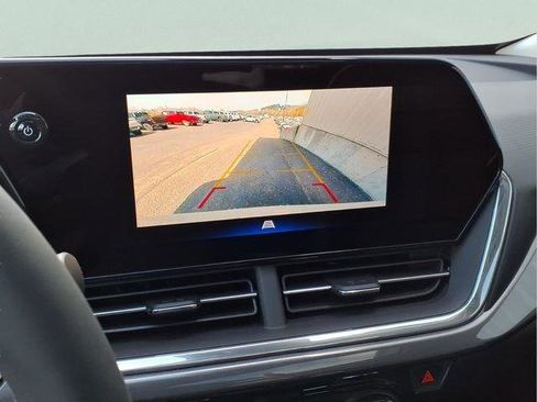 New 2026 Chevrolet Trax ACTIV w/ Sunroof Package image 20