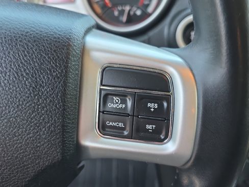 Used 2019 Dodge Journey SE w/ Connectivity Group image 23