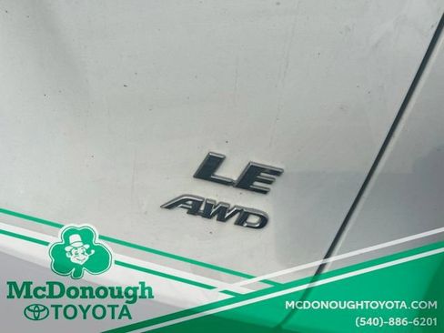 Used 2023 Toyota RAV4 LE AWD/4WD image 21