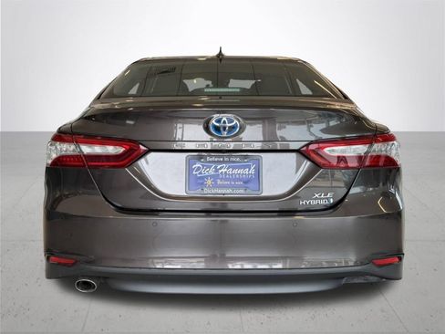 Used 2018 Toyota Camry XLE w/ Audio Package FWD image 8