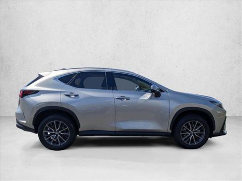 Used 2025 Lexus NX 250 NX 250 image 6