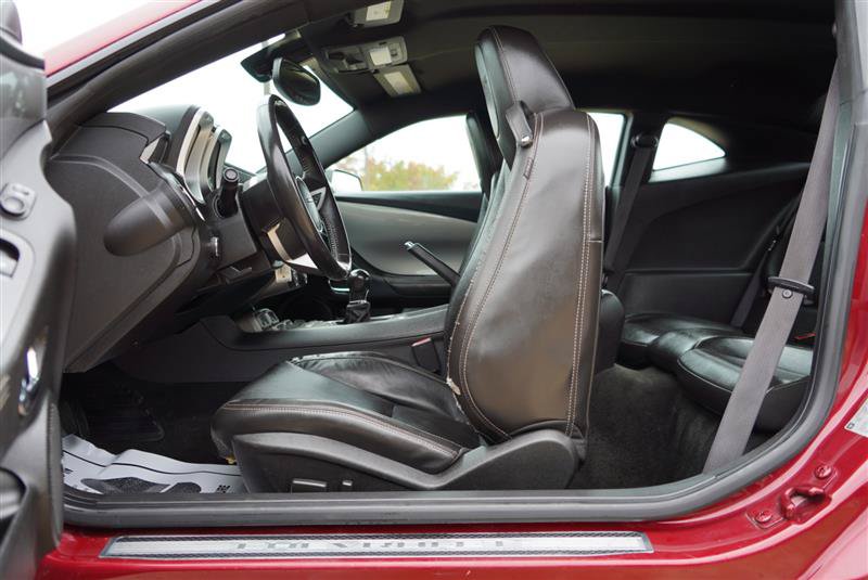 Used 2010 Chevrolet Camaro SS w/ RS Package RWD image 47