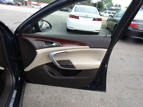 Used 2016 Buick Regal image 22