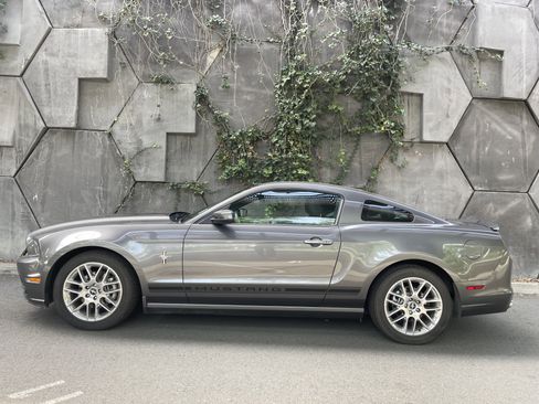 Used 2014 Ford Mustang Premium w/ Equipment Group 202A image 1