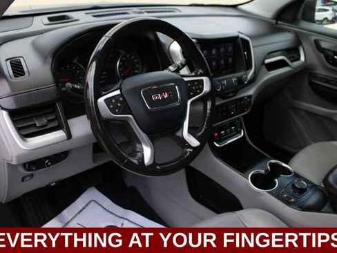 Used 2020 GMC Terrain SLT FWD image 2