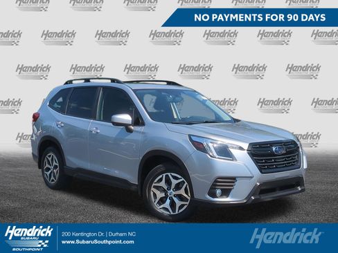 Certified 2023 Subaru Forester Premium AWD/4WD image 1