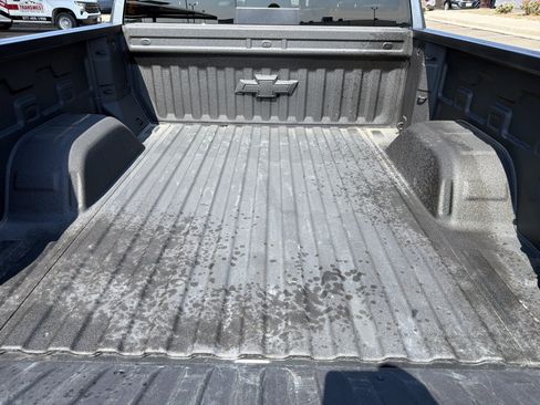 Used 2021 Chevrolet Silverado 1500 LTZ w/ LTZ Premium Package AWD/4WD image 9