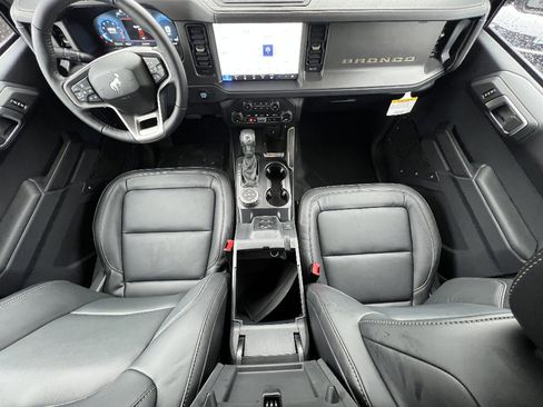 New 2025 Ford Bronco Badlands AWD/4WD image 21