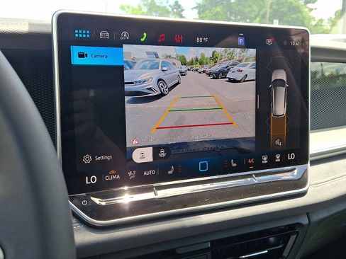 New 2026 Volkswagen Tiguan SE AWD/4WD image 13