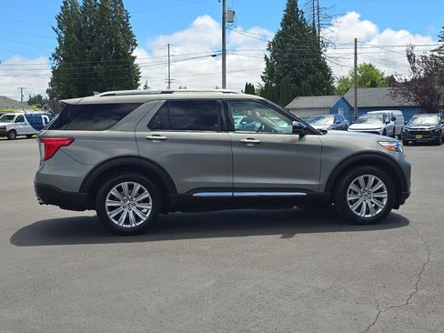 Used 2020 Ford Explorer Limited AWD/4WD image 7