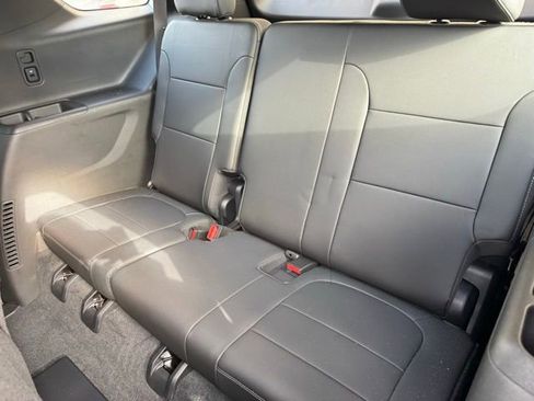 Certified 2023 Chevrolet Traverse LT AWD/4WD image 8