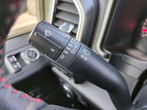 Used 2018 Ford F150 Lariat w/ Equipment Group 502A Luxury image 27