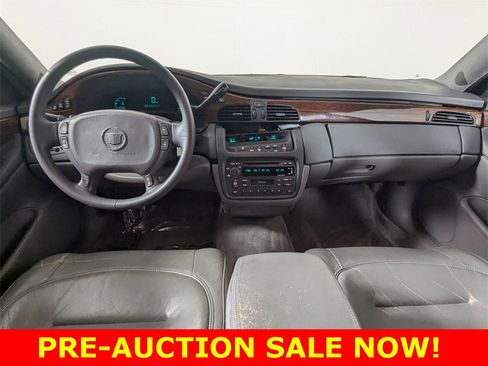 Used 2002 Cadillac De Ville w/ Comfort/Convenience Pkg image 16
