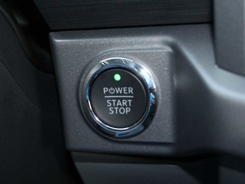 New 2025 Ford F150 Lightning XLT image 39