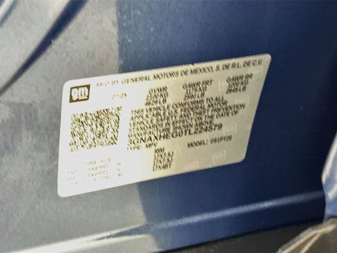 Used 2026 Chevrolet Equinox LT w/ Convenience Package II FWD image 31