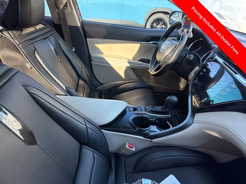 Used 2020 Toyota Camry LE w/ Sunroof Package FWD image 3