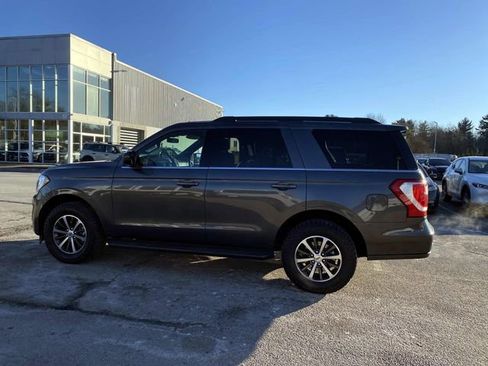 Used 2021 Ford Expedition XLT image 9