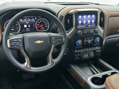 Used 2023 Chevrolet Silverado 2500 High Country w/ Z71 Off-Road Package image 33