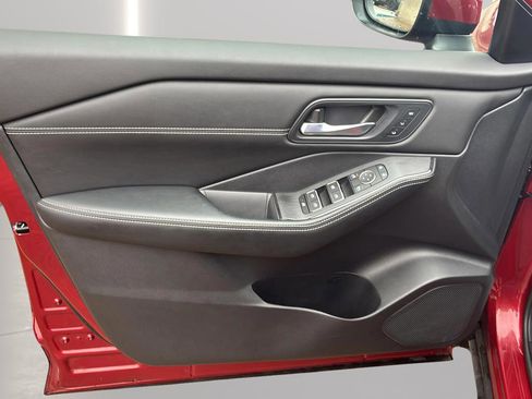 Used 2024 Nissan Rogue SL w/ SL Premium Package FWD image 43