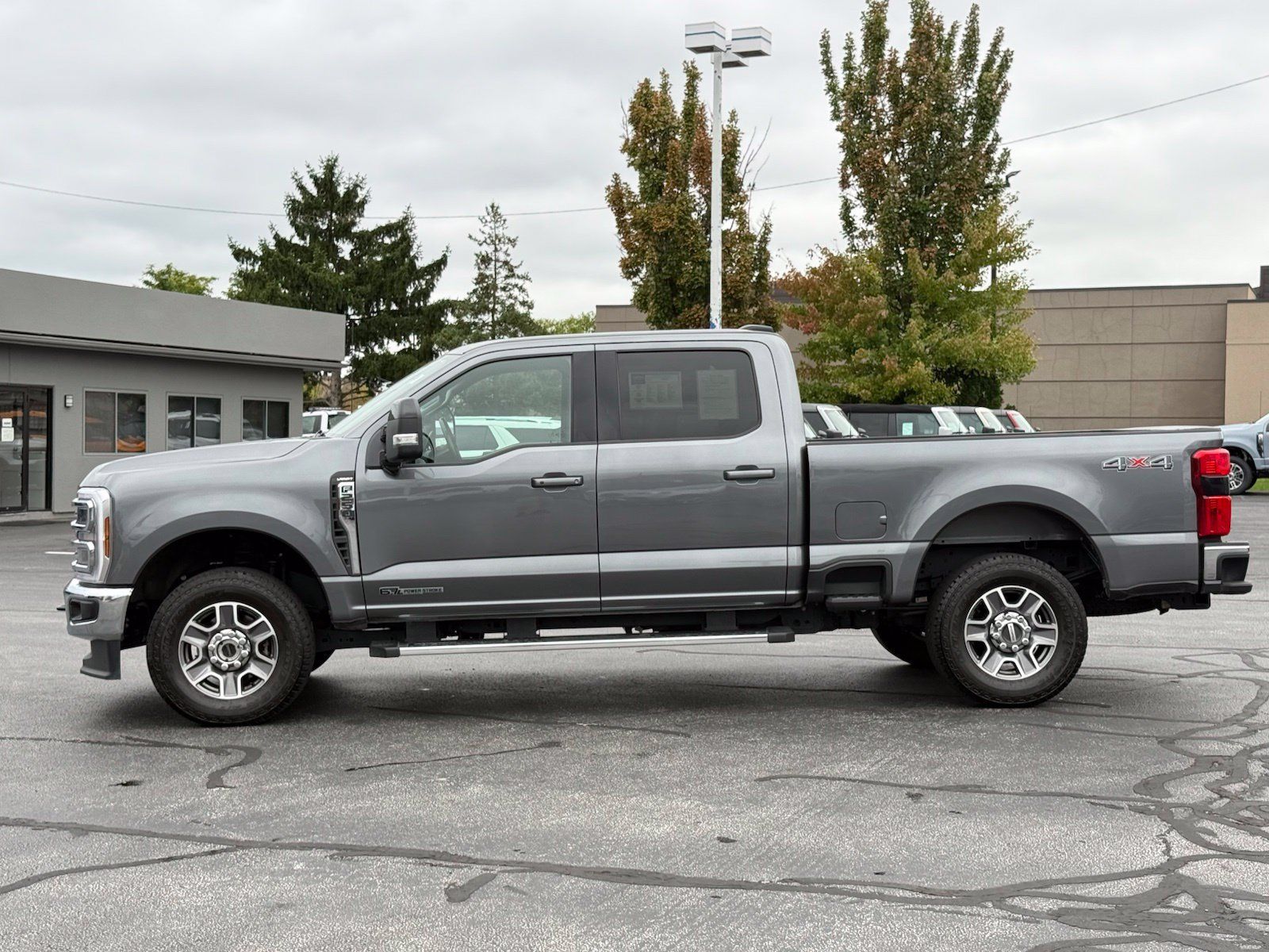 Used 2026 Ford F250 Lariat AWD/4WD image 7