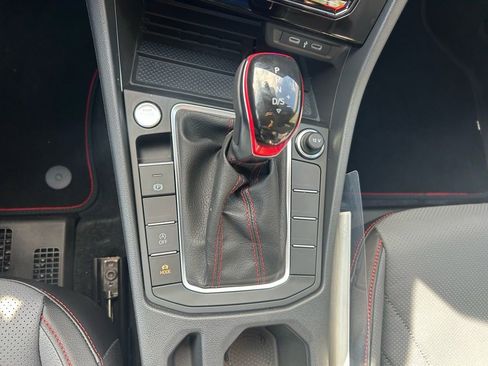 New 2026 Volkswagen Jetta GLI Autobahn FWD image 60