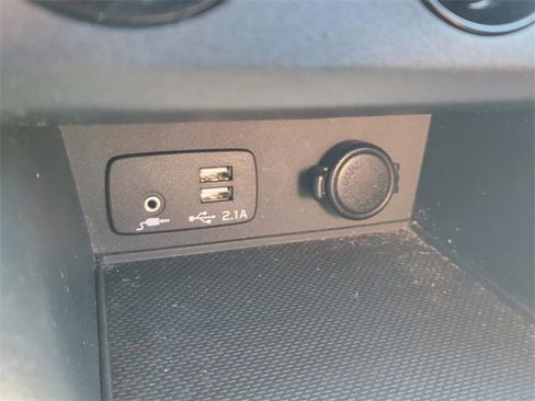 Used 2023 Subaru Crosstrek 2.0i Premium w/ Special Edition image 22