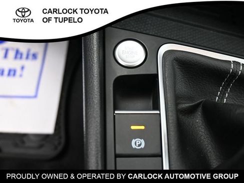 Used 2025 Volkswagen Jetta SE w/ Sunroof Package image 15