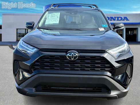 Used 2024 Toyota RAV4 XLE image 5