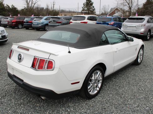 Used 2012 Ford Mustang Premium image 15