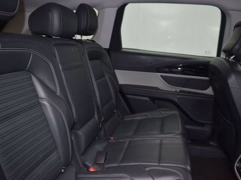Used 2024 Lincoln Nautilus Reserve AWD/4WD image 27