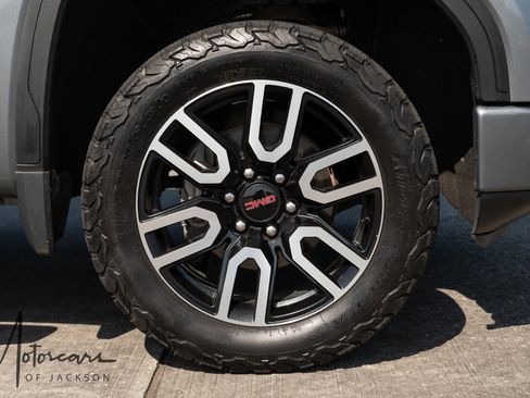 Used 2019 GMC Sierra 1500 AT4 w/ AT4 Premium Package AWD/4WD image 35