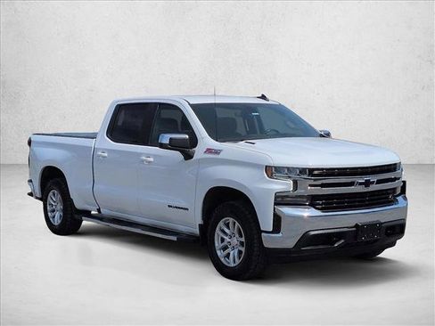 Used 2021 Chevrolet Silverado 1500 LT w/ Diesel Off-Road Package AWD/4WD image 2
