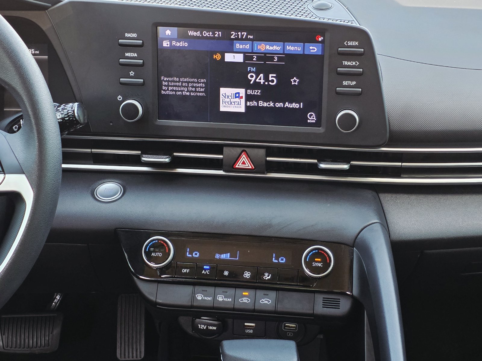 Used 2022 Hyundai Elantra SEL FWD image 18