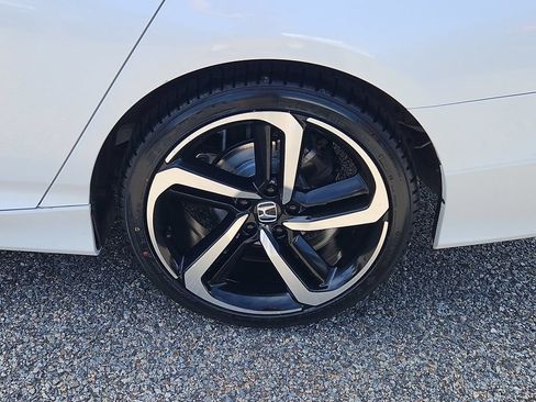 Certified 2022 Honda Accord Sport image 8
