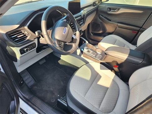 Used 2024 Ford Escape Active image 8