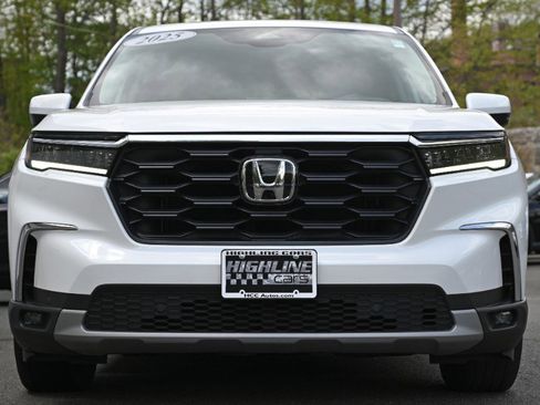 Used 2025 Honda Pilot EX-L image 8