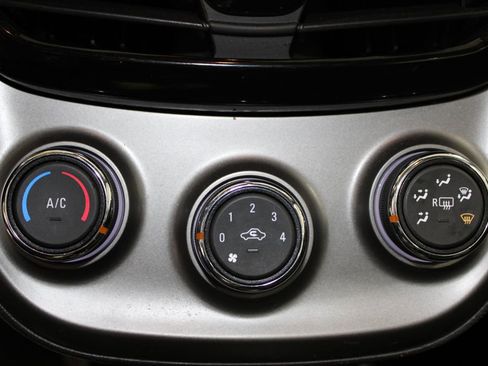 Used 2021 Chevrolet Spark LS image 40