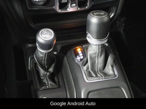 Used 2021 Jeep Wrangler Unlimited Sahara AWD/4WD image 27