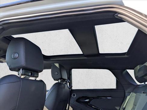 Used 2024 Land Rover Range Rover Evoque Dynamic SE image 20