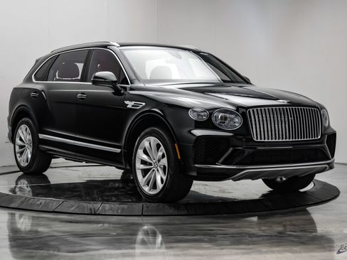 Used 2023 Bentley Bentayga Extended Wheelbase AWD/4WD image 20
