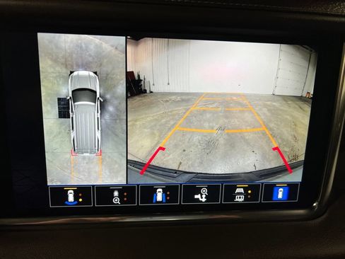 Certified 2024 GMC Yukon XL Denali image 25