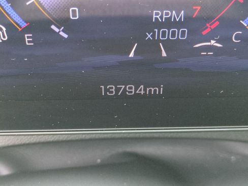 Certified 2024 Chevrolet Traverse LT FWD image 22