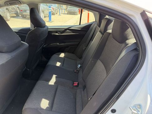 Used 2025 Toyota Camry LE image 36